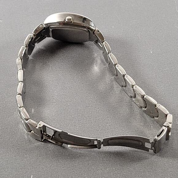 Vellaccio Quartz Watch Stainless Steel Bracelet Water Resistant Japan Movement - Picture 14 of 16